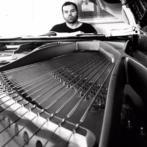 Meet your Posher, Farhad